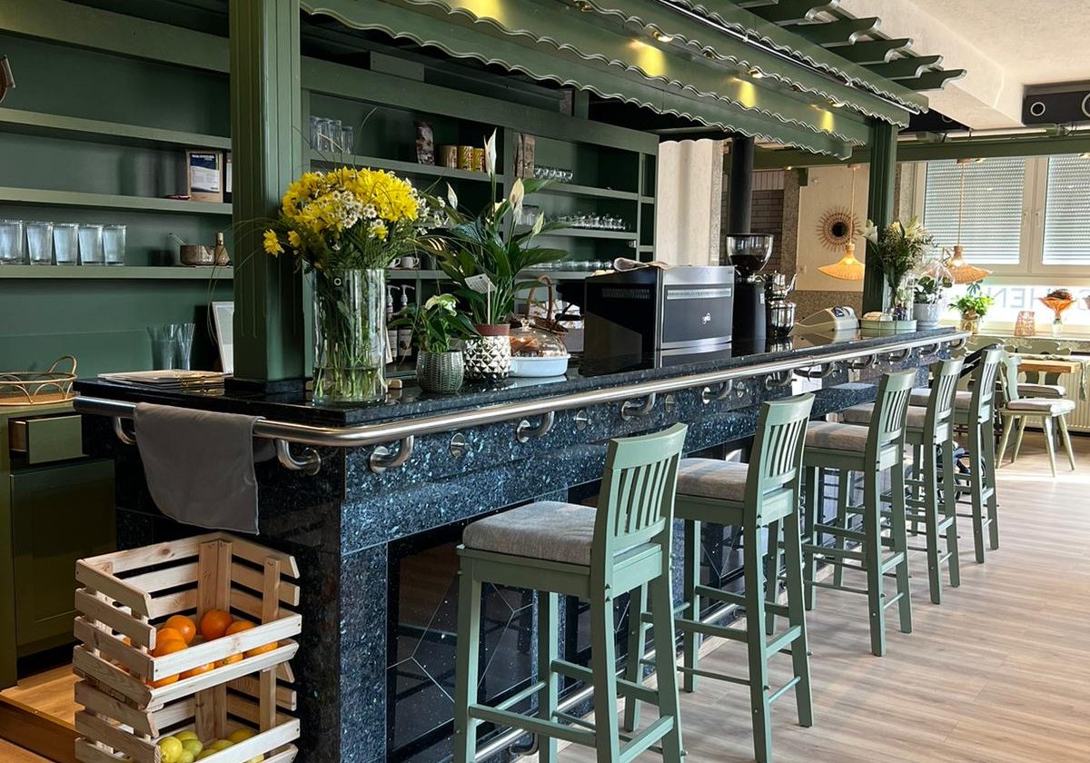 93905716-e465-4886-a777-d24b41e795a4